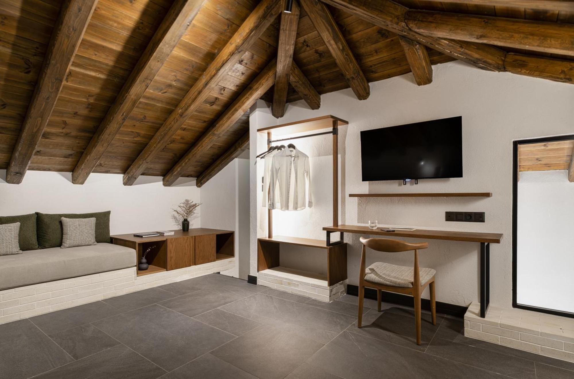 Unedo All Seasons Boutique Hotel Палеос Пантелеймон Екстериор снимка
