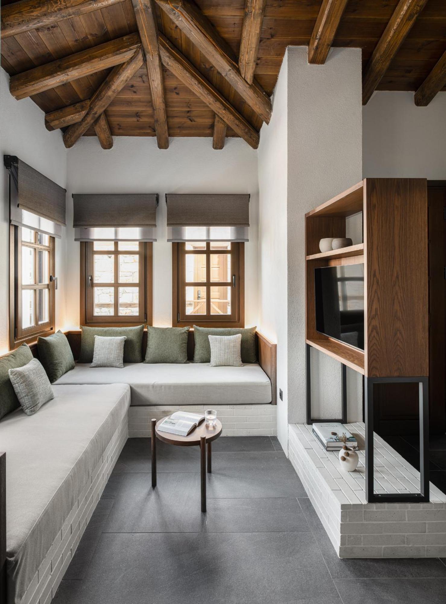 Unedo All Seasons Boutique Hotel Палеос Пантелеймон Екстериор снимка